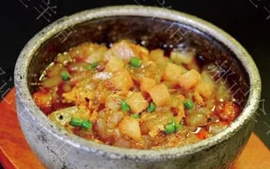 Stir-Fried Bean Jelly with Eggs