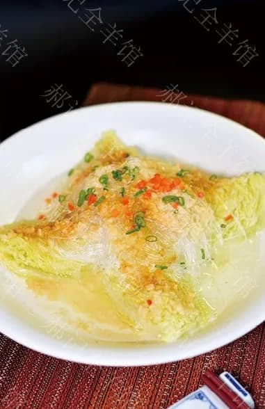 Steamed Baby Cabbage with Garlic and Vermicelli