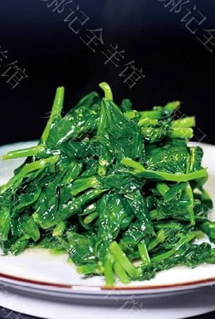 Stir-Fried Bean Seeding Leaves with Garlic